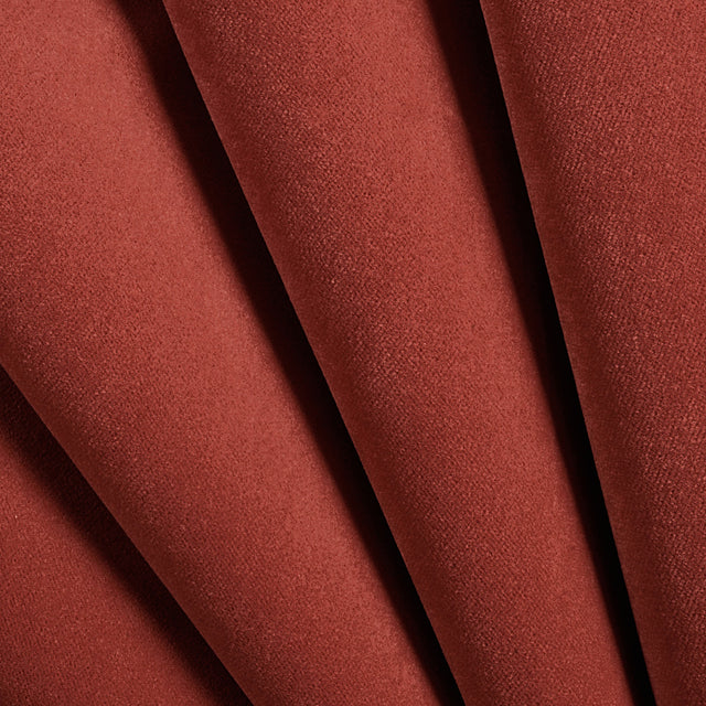 Photo representing theClassic Velvet swatch colletion in Poppy