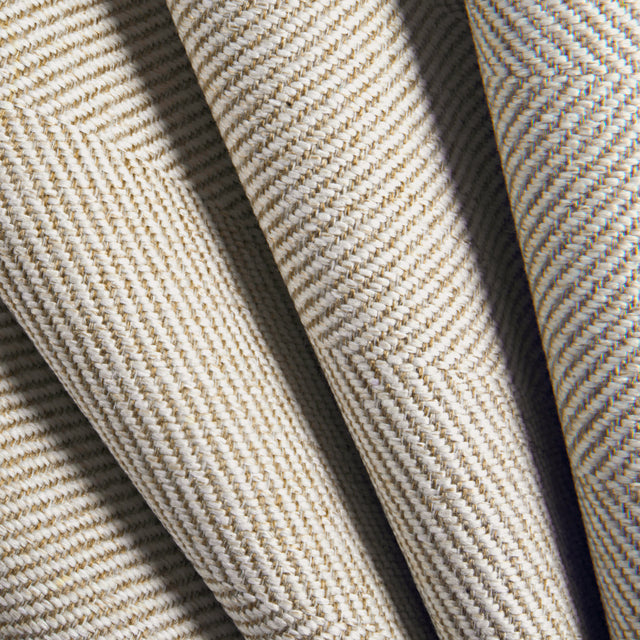 Photo representing theHeavyweight Classic Chevron swatch colletion in Flax