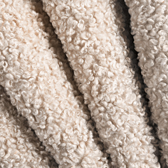 Photo representing theModern Shearling swatch colletion in Sand