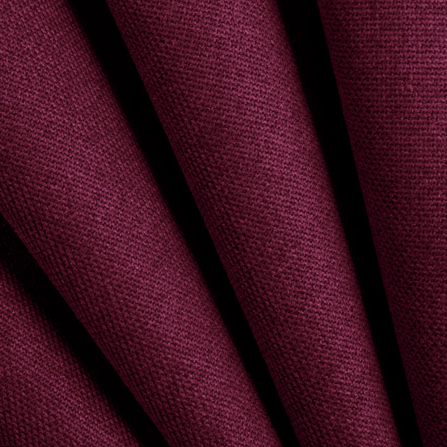 Photo representing theWoven Fleece swatch colletion in Bordeaux