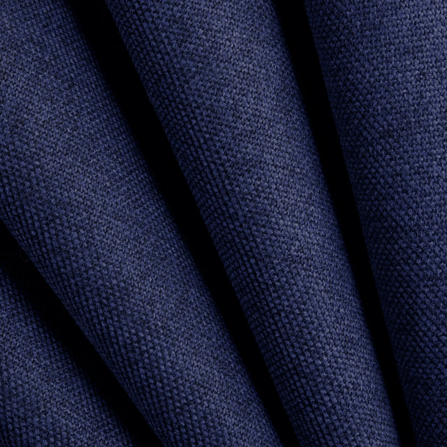 Photo representing theWoven Fleece swatch colletion in Indigo